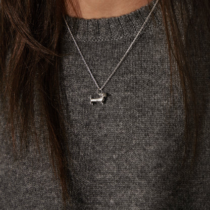 Kay Bojesen Gravhunden i sølv.